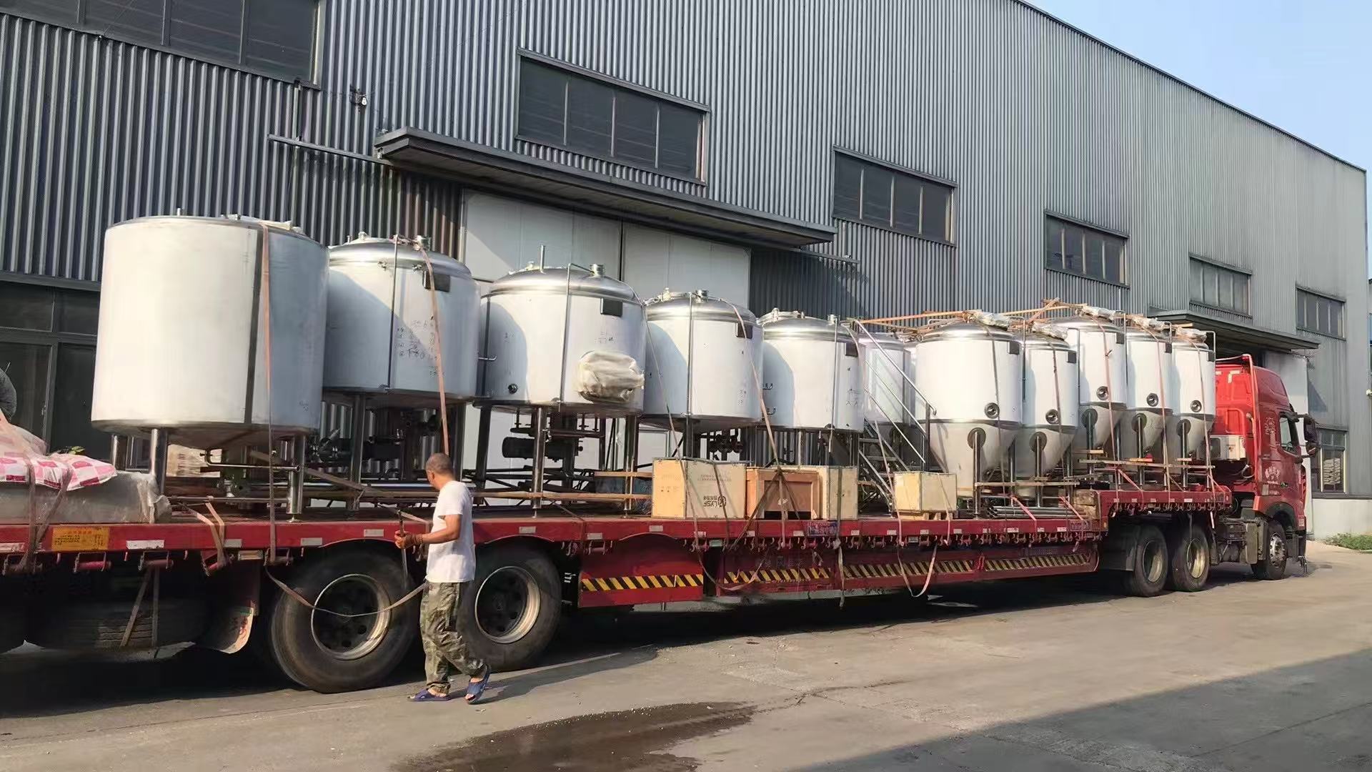 东至精酿啤酒设备厂—精酿啤酒设备